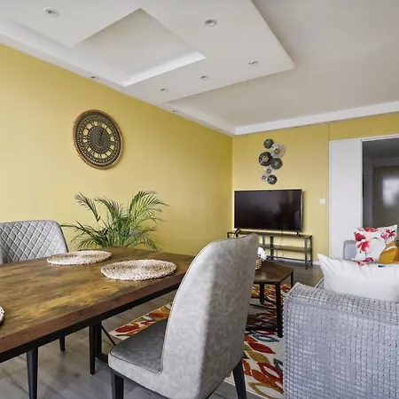 Chic And Spacious Apart With Parking Lejlighed Bois-Colombes
